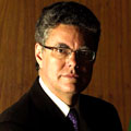 Luiz Tavares Pereira Filho, presidente do Sindicato das Seguradoras do Rio de Janeiro. “ - capa_tavares